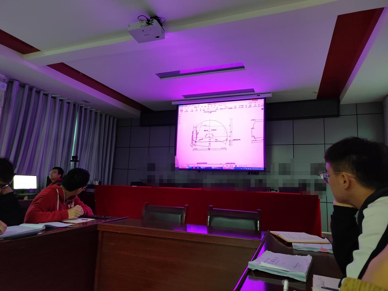 724554500DD16022EBFBF3E152D10C87